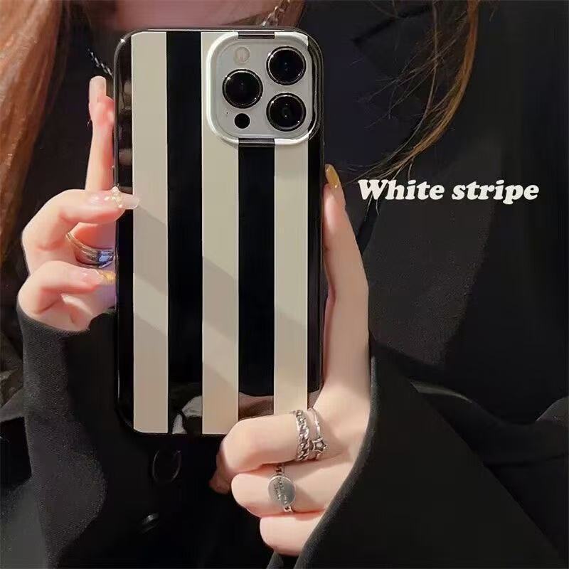 Small Niche Fresh Art Design W - Phone Cases Drawing review and price