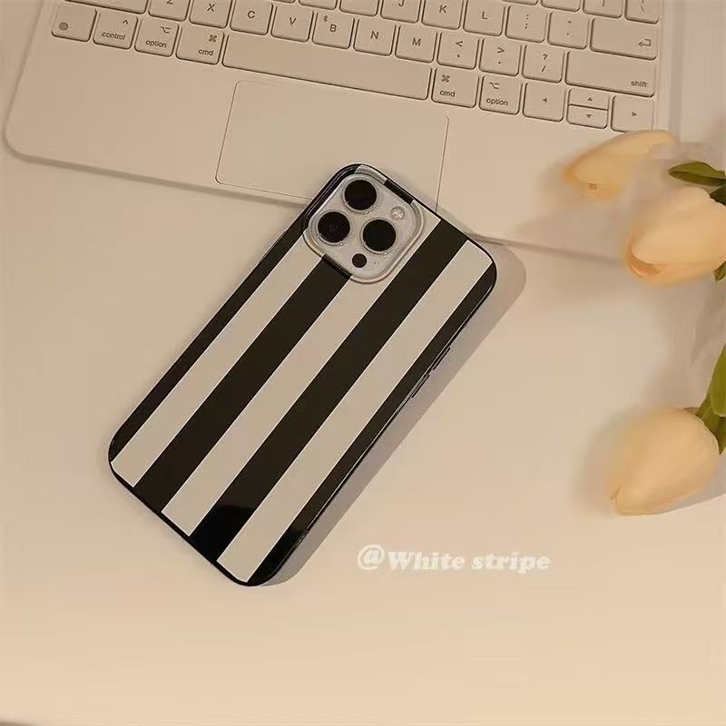 Small Niche Fresh Art Design W - Phone Cases Drawing review and price